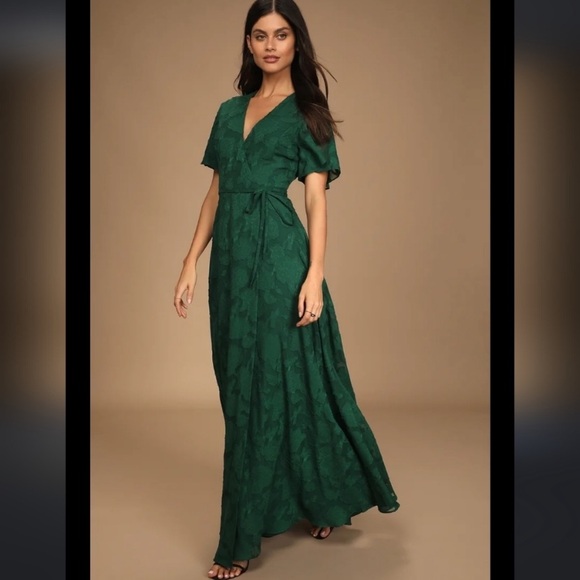 Lulus Dresses & Skirts - NWT Lulus Medium Splendid Celebration Floral Rose Print Wrap Maxi Long Dress